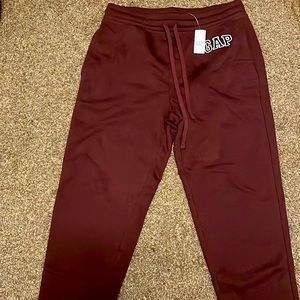 BRAND NEW Gap joggers size M men’s